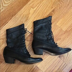 Vintage Witchy Goth black Durango lace up boots